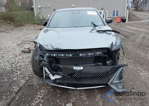 2024 Cadillac Lyriq Luxury W/1Sd z USA, uszkodzony, nr VIN 1GYKPRRL9RZ128701